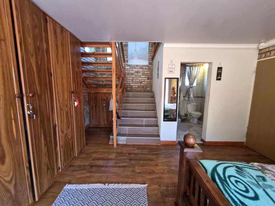 4 Bedroom Property for Sale in Doringkruin North West
